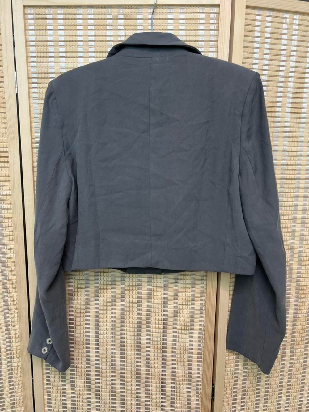 Grey cropped blazer - Picture 7 of 7